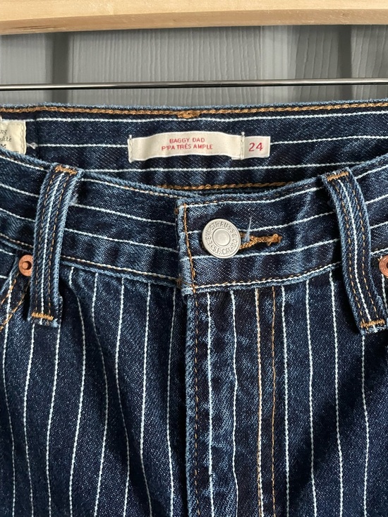 Levi's pinstripe Baggy Dad jeans - Picture 3 of 6